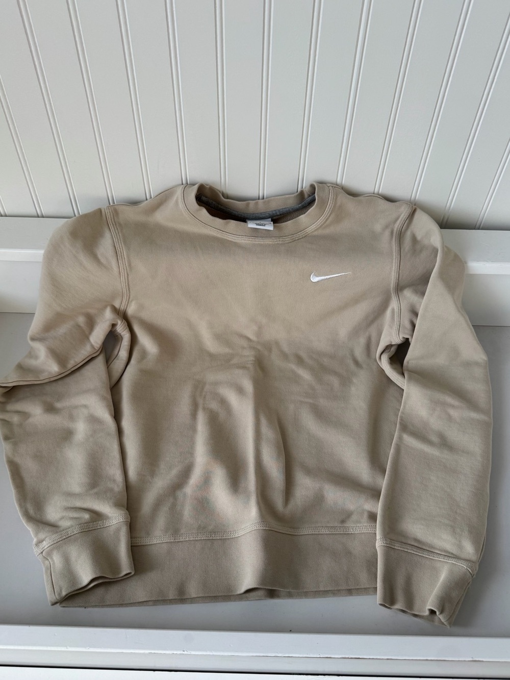 Nike Men’s Beige Crewneck Sweatshirt